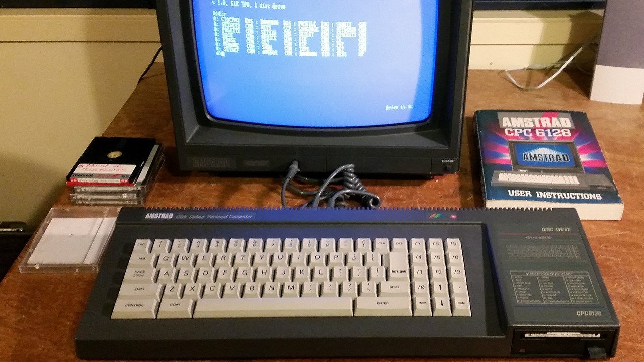 Amstrad CPC 6128 το μαγικό κουτί της εποχής μας ..